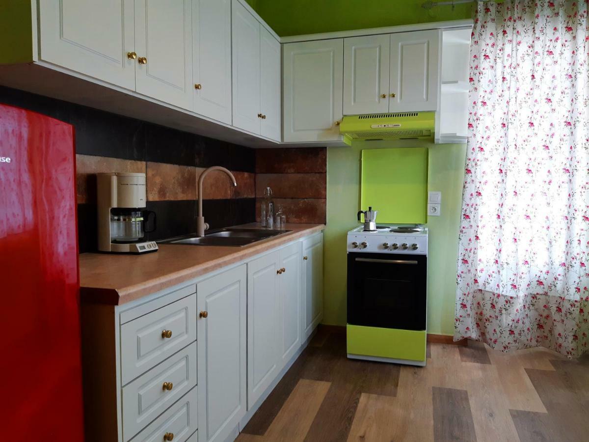 Little Island Resort Nisos Ioanninon Экстерьер фото