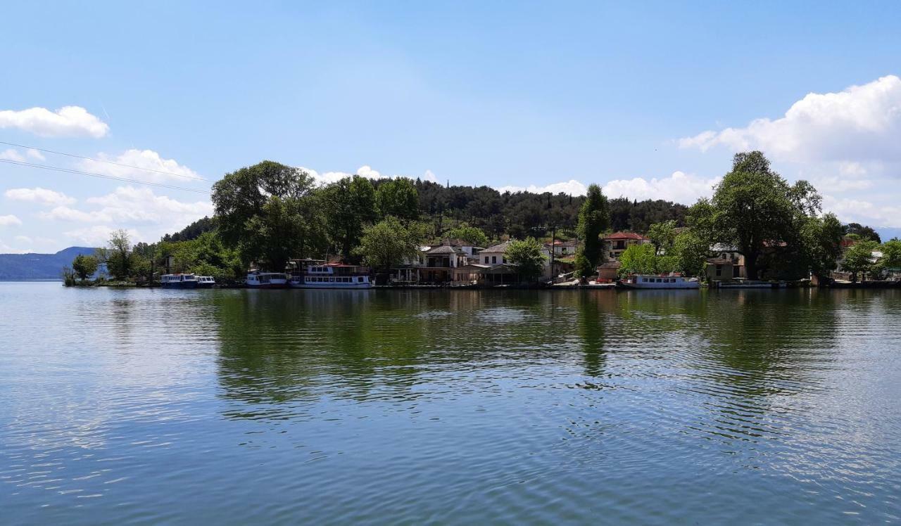 Little Island Resort Nisos Ioanninon Экстерьер фото